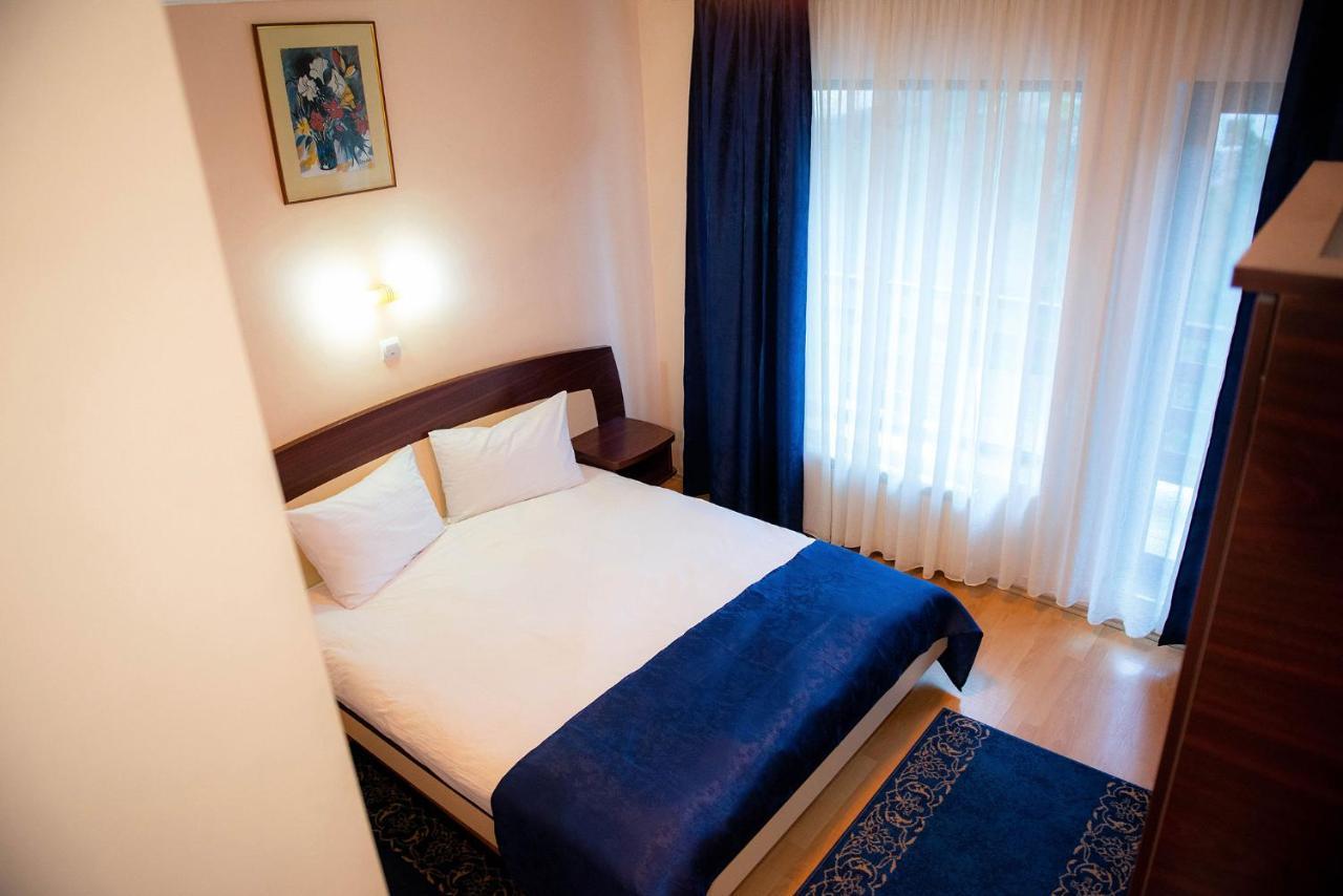 Casa Maia Hotell Buşteni Exteriör bild
