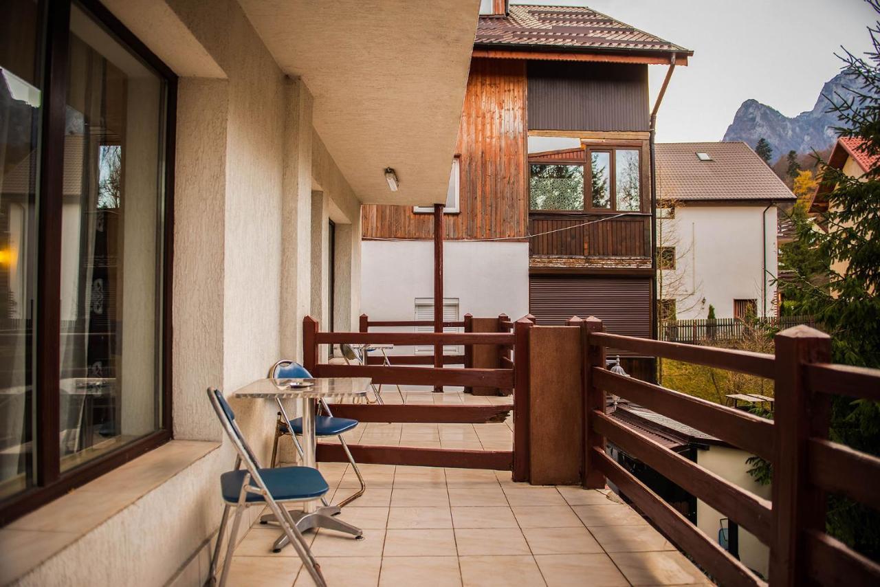 Casa Maia Hotell Buşteni Exteriör bild