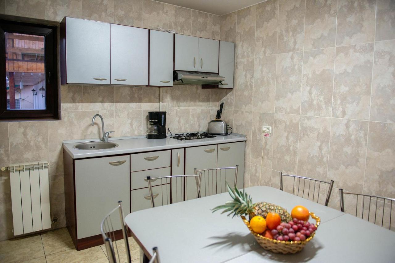 Casa Maia Hotell Buşteni Exteriör bild