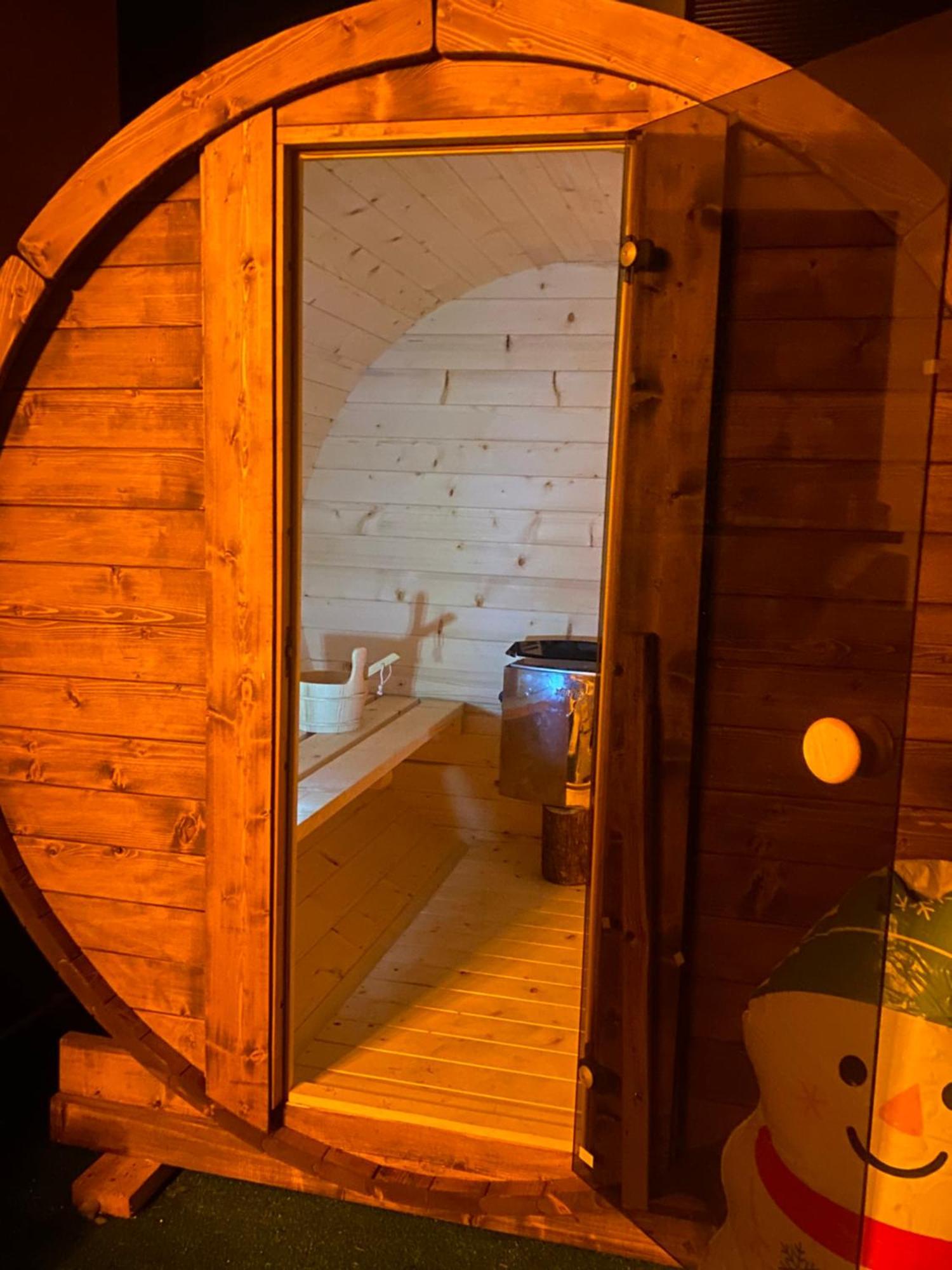 Casa Maia Hotell Buşteni Exteriör bild
